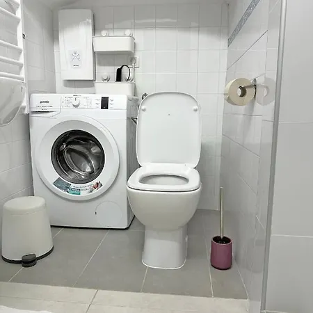 Royal Underground Apartment *